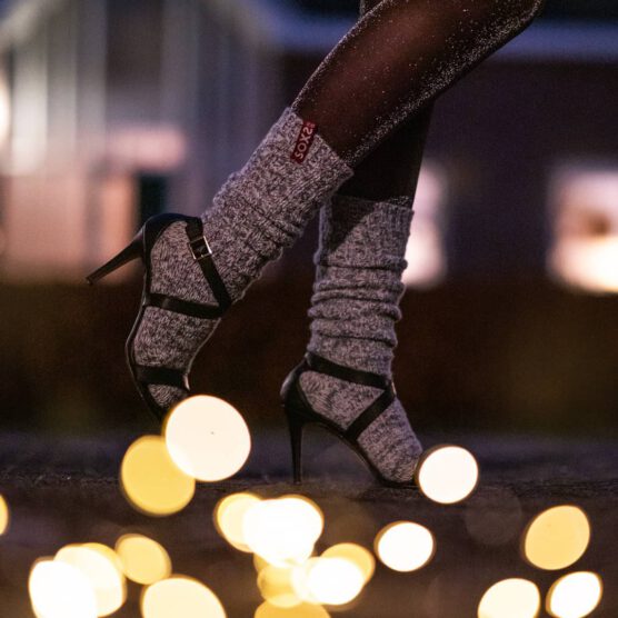 /47694095_586423825118702